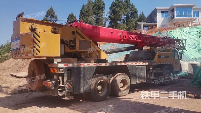 整機右后45°（設備外觀及核心部件）