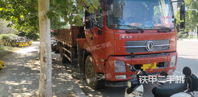 整机右侧（设备外观及核心部件）