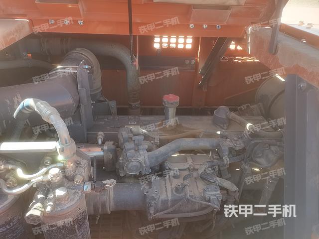 發(fā)動(dòng)機(jī)整體俯視(整機(jī)外觀) 發(fā)動(dòng)機(jī)整體俯視(整機(jī)外觀)