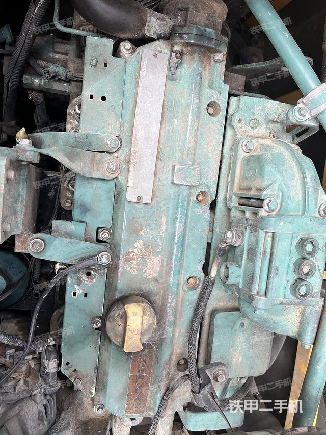 发动机整体俯视（整机外观）