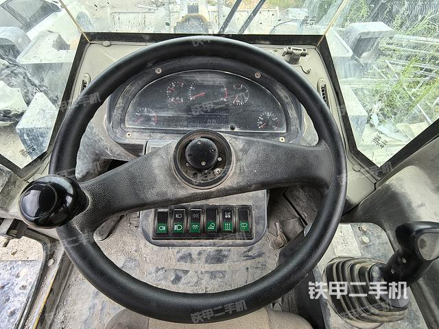 驾驶室操作台（整机外观及大件）