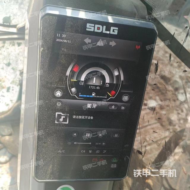 驾驶室整体（整机外观）