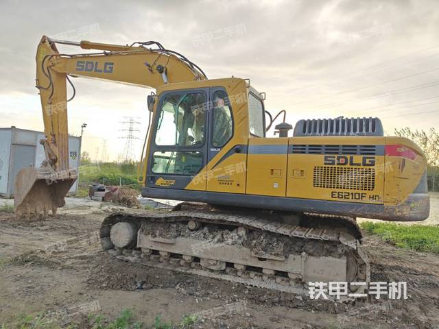 山东临工E6205F挖掘机