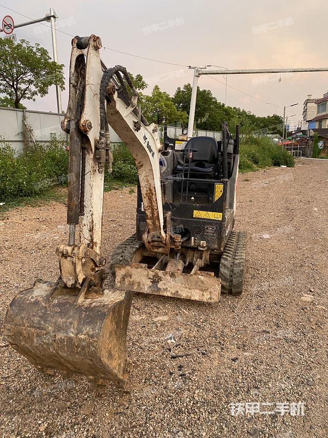 山貓E17Z挖掘機