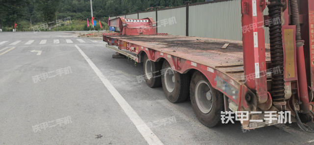 整机左侧（设备外观及核心部件）