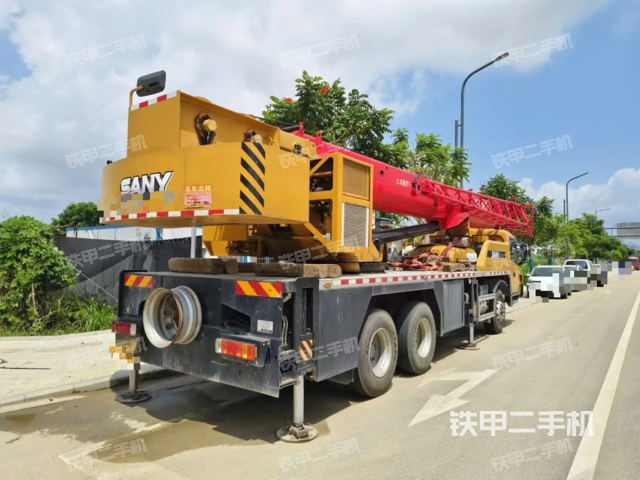 整机右后45°（设备外观及核心部件）