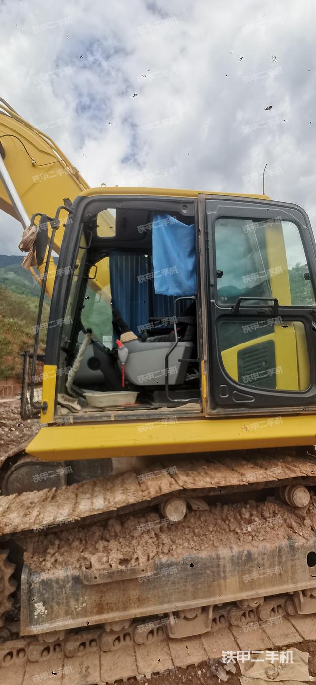 驾驶室整体（整机外观）