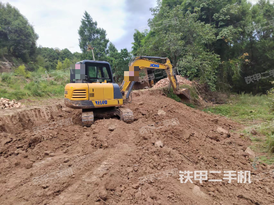 整机右后45°（整机外观）