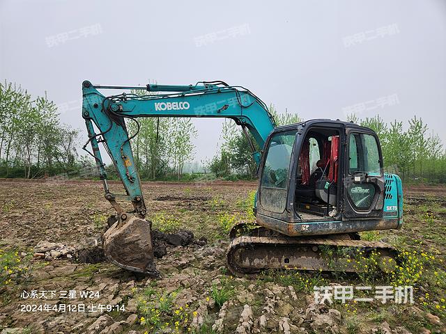 神鋼SK75-8挖掘機(jī)