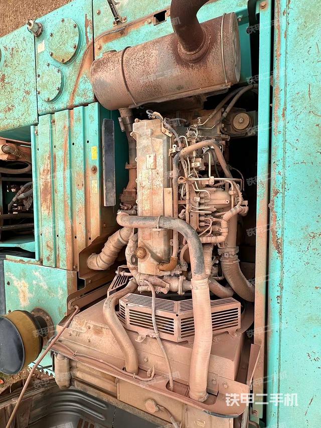 發(fā)動(dòng)機(jī)整體俯視（整機(jī)外觀）