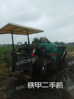 整机右侧（设备外观及核心部件）