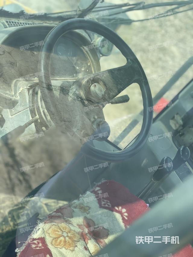 駕駛室操作臺（整機外觀及大件）