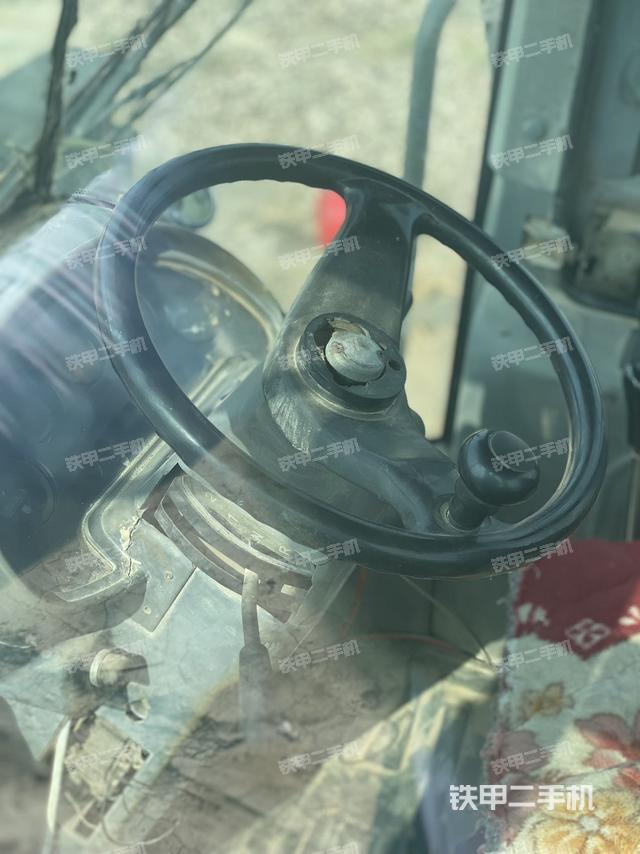 駕駛室工作臺（整機外觀及大件）