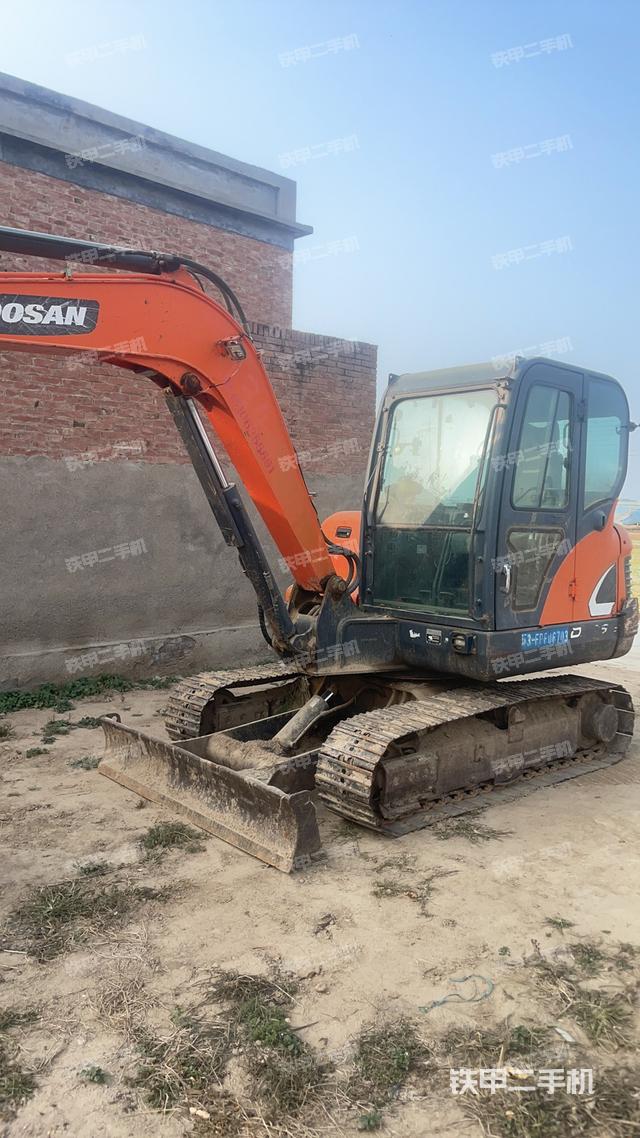 整机右后45°（整机外观）