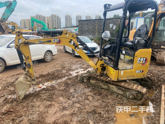 卡特彼勒CAT®301.7 CR 微型液压挖掘机