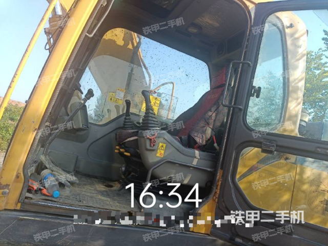 駕駛室整體（整機(jī)外觀）