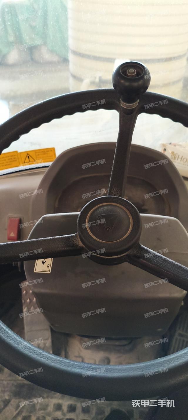 駕駛室操作臺（整機外觀及大件）