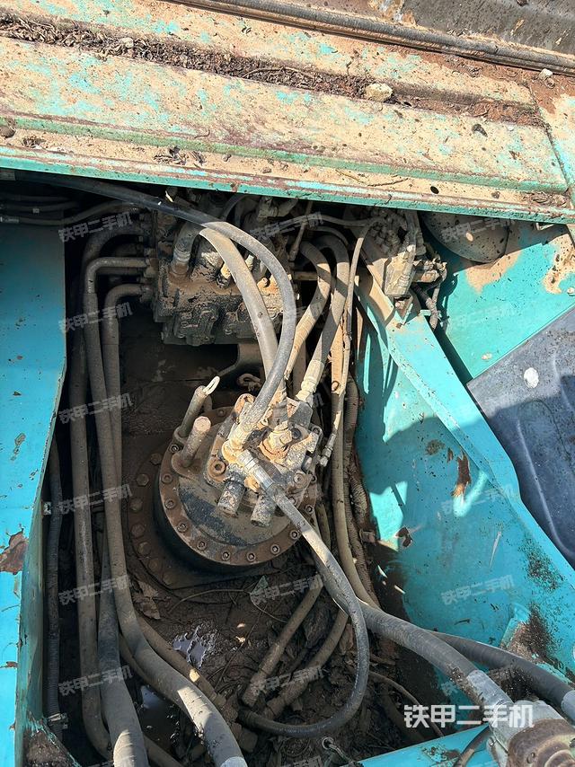 單側(cè)履帶整體（整機(jī)外觀）