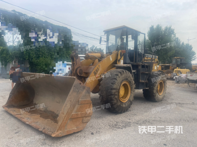 山工ZL50F-II装载机