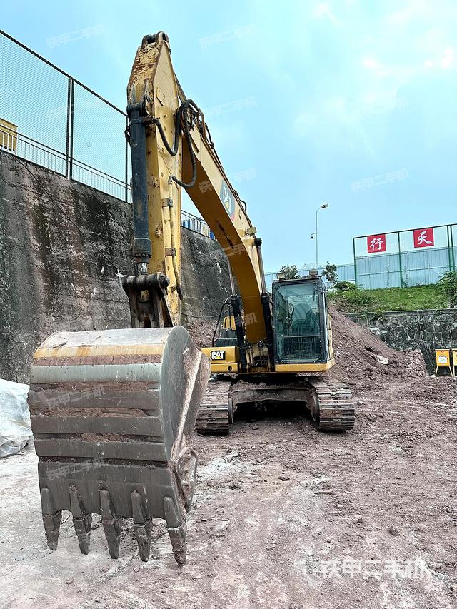 駕駛室整體（整機(jī)外觀）