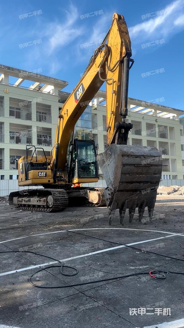 駕駛室頂部（整機(jī)外觀）