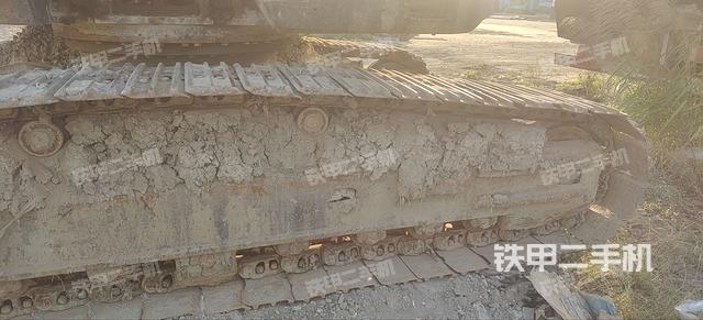 單側(cè)履帶整體（整機外觀）