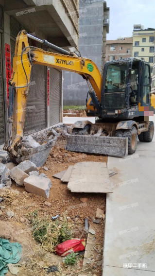 曲靖市出售 新源 XYB75W-8 挖掘机