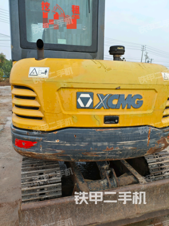 駕駛室頂部（整機(jī)外觀）