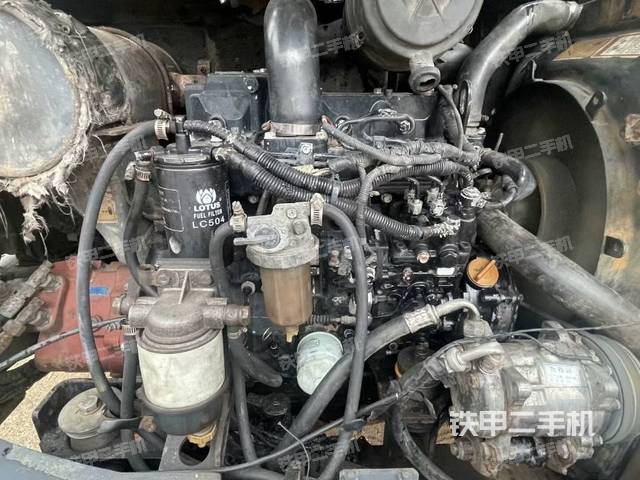 發(fā)動機(jī)整體俯視(整機(jī)外觀) 發(fā)動機(jī)整體俯視(整機(jī)外觀)