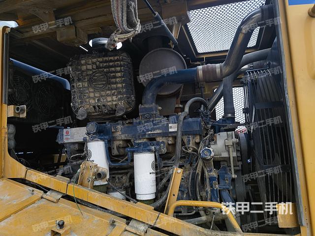 發(fā)動機左側(cè)(整機外觀及大件) 發(fā)動機左側(cè)(整機外觀及大件)