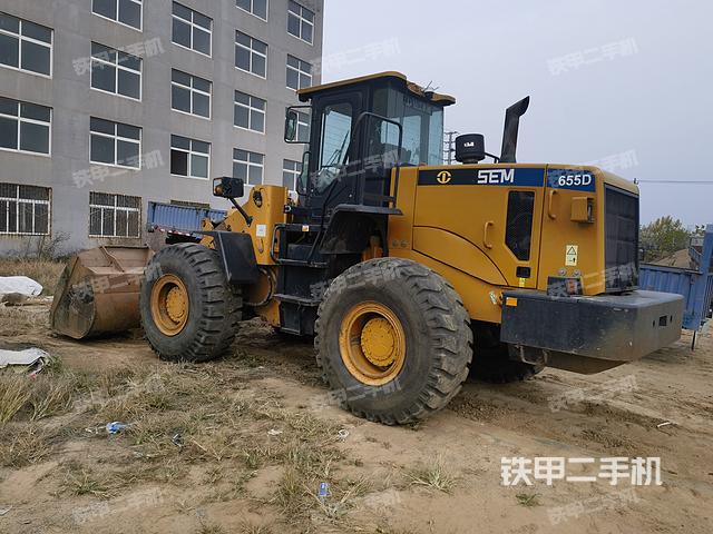 工作裝置整體(整機外觀及大件) 工作裝置整體(整機外觀及大件)