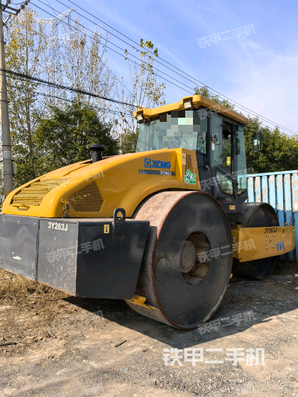 整機(jī)右側(cè)（設(shè)備外觀及核心部件）