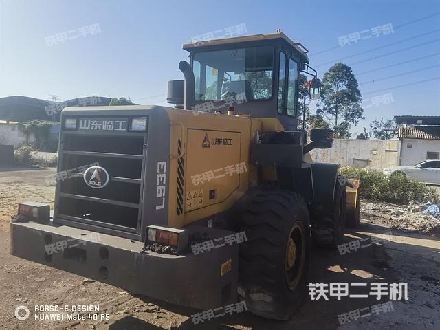 整機(jī)右后45°(整機(jī)外觀及大件) 整機(jī)右后45°(整機(jī)外觀及大件)