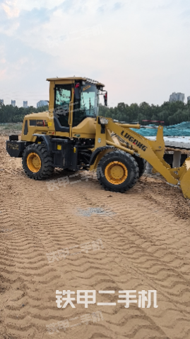 發(fā)動機(jī)右側(cè)(整機(jī)外觀及大件) 發(fā)動機(jī)右側(cè)(整機(jī)外觀及大件)