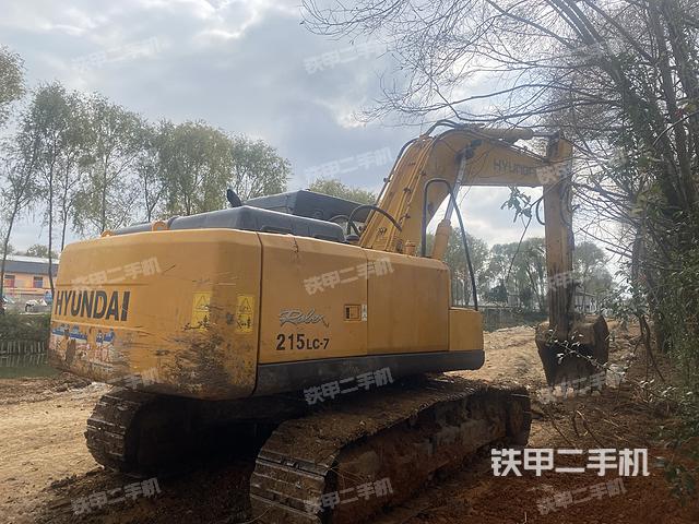 整機(jī)右后45°(整機(jī)外觀) 整機(jī)右后45°(整機(jī)外觀)