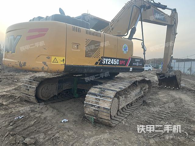 整機(jī)右后45°(整機(jī)外觀) 整機(jī)右后45°(整機(jī)外觀)