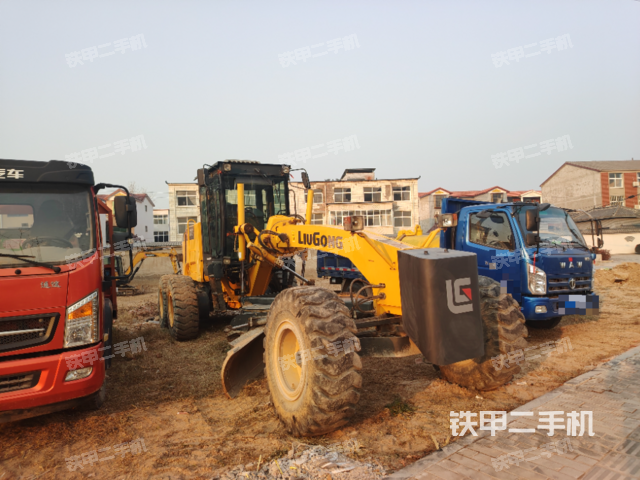 整機右后45°(設備外觀及核心部件) 整機右后45°(設備外觀及核心部件)