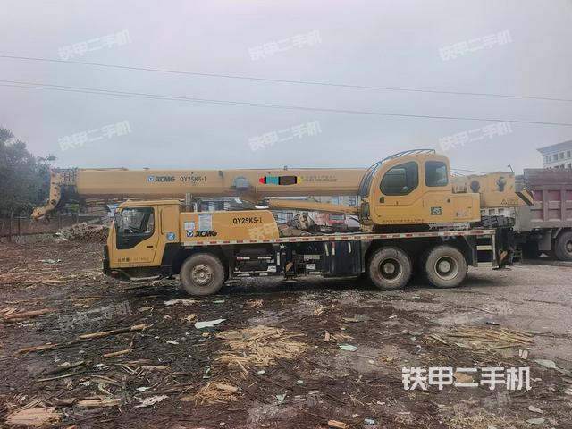 整機右側(cè)(設(shè)備外觀及核心部件) 整機右側(cè)(設(shè)備外觀及核心部件)