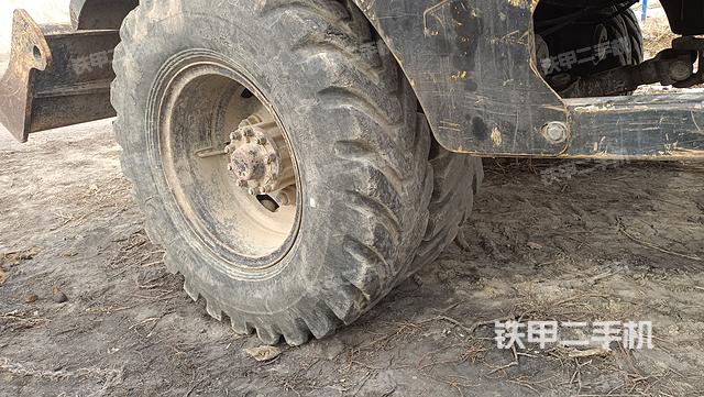 单侧履带整体（整机外观）