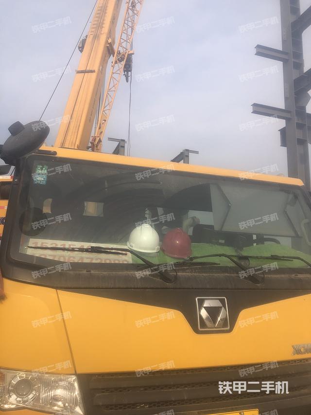 整機(jī)左側(cè)(設(shè)備外觀及核心部件) 整機(jī)左側(cè)(設(shè)備外觀及核心部件)