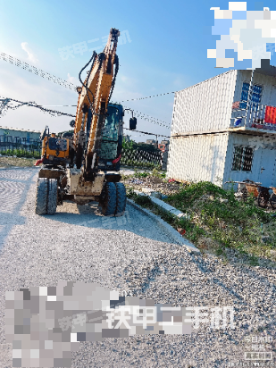 单侧履带整体（整机外观）