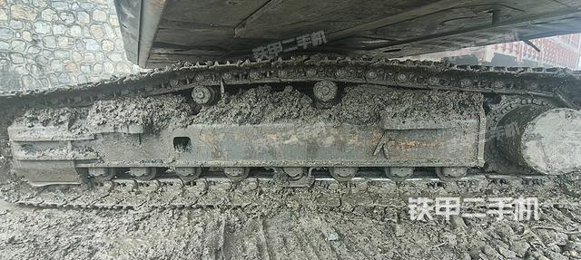 单侧履带整体（整机外观）