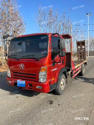 大運(yùn)汽車(chē)4X2平板運(yùn)輸車(chē)實(shí)拍圖片