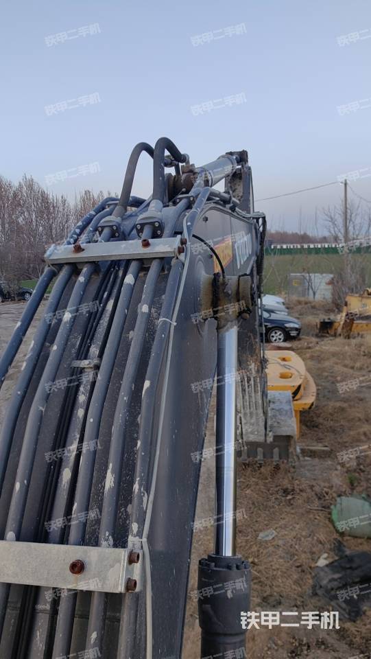 整机右后45°（整机外观）