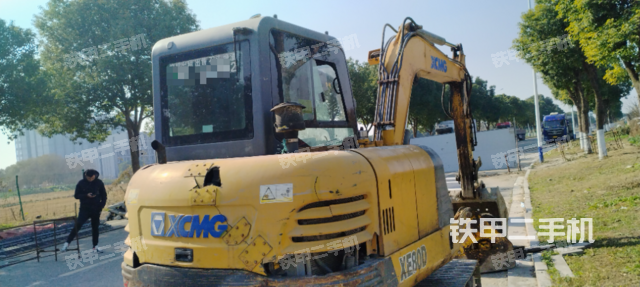 整机右后45°（整机外观）