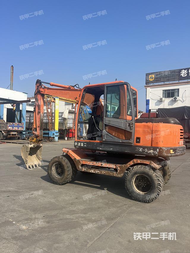 单侧履带整体（整机外观）