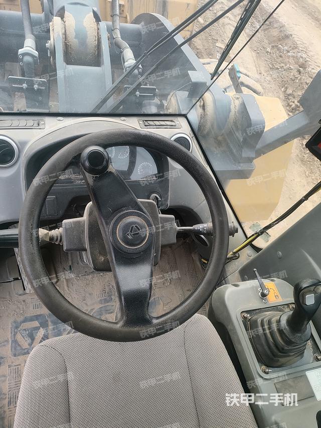 驾驶室操作台（整机外观及大件）