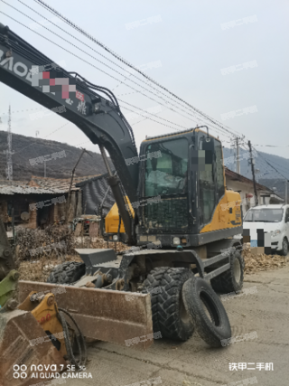 陇南市出售 德州宝鼎 BD95W-9 挖掘机