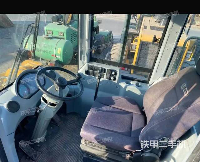 驾驶室操作台（整机外观及大件）