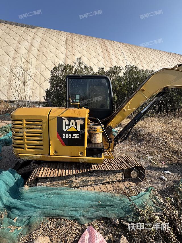 单侧履带整体（整机外观）